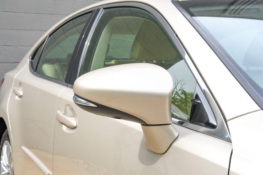 used 2015 Lexus ES 350 car, priced at $20,993