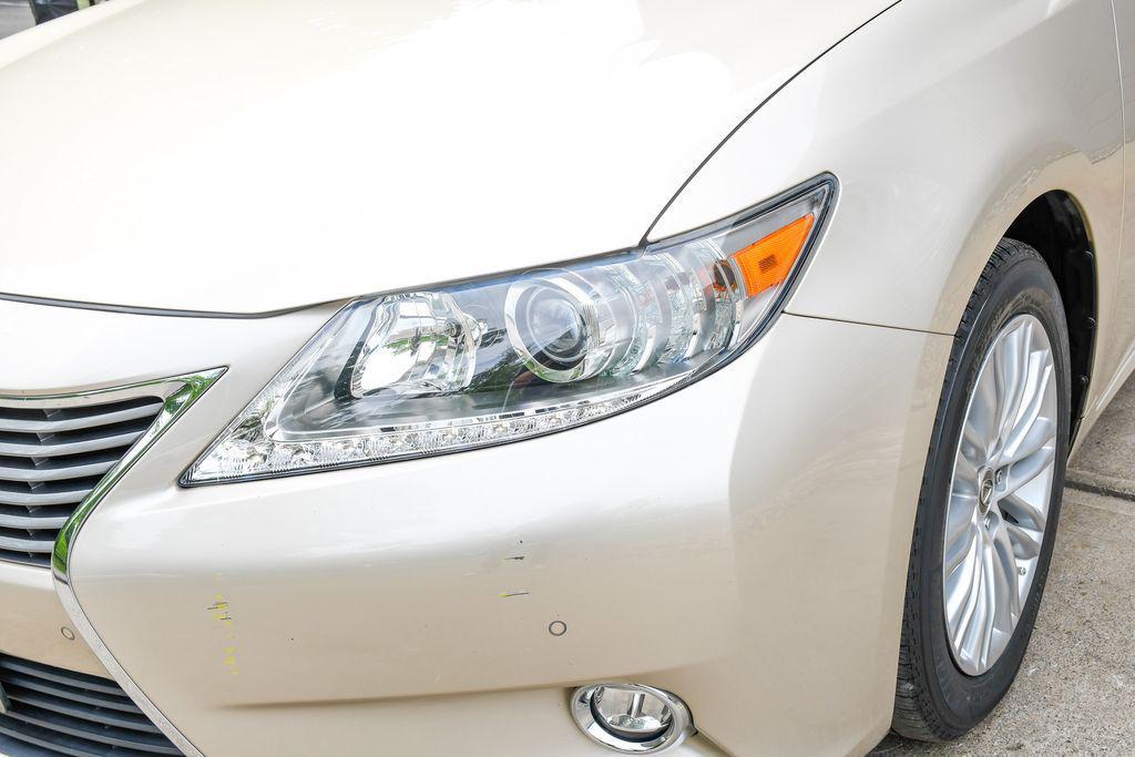 used 2015 Lexus ES 350 car, priced at $20,993