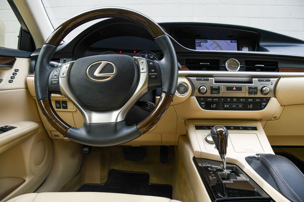 used 2015 Lexus ES 350 car, priced at $20,993