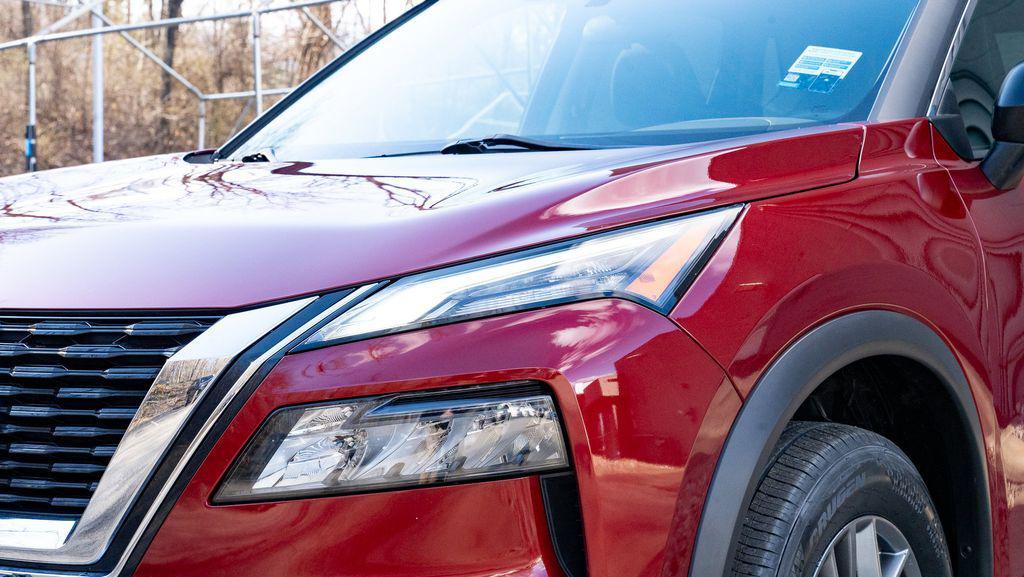 used 2023 Nissan Rogue car, priced at $18,888