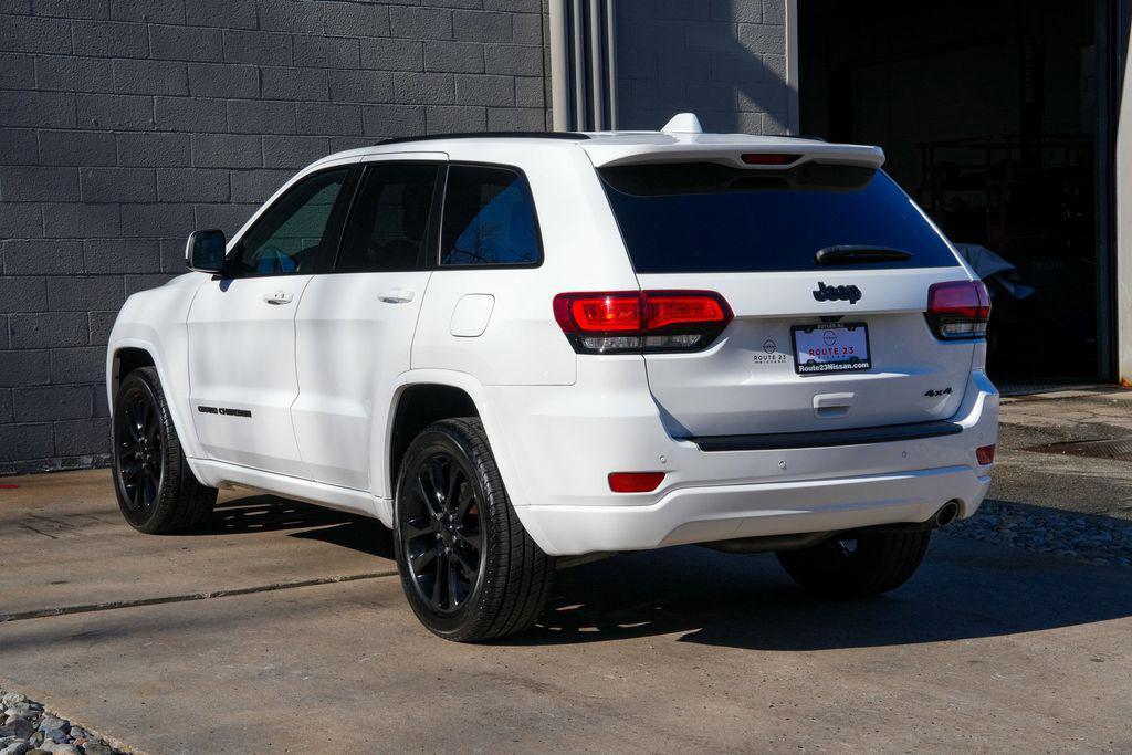 used 2020 Jeep Grand Cherokee car, priced at $19,495