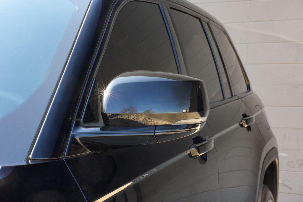 used 2023 Jeep Grand Cherokee car, priced at $28,888