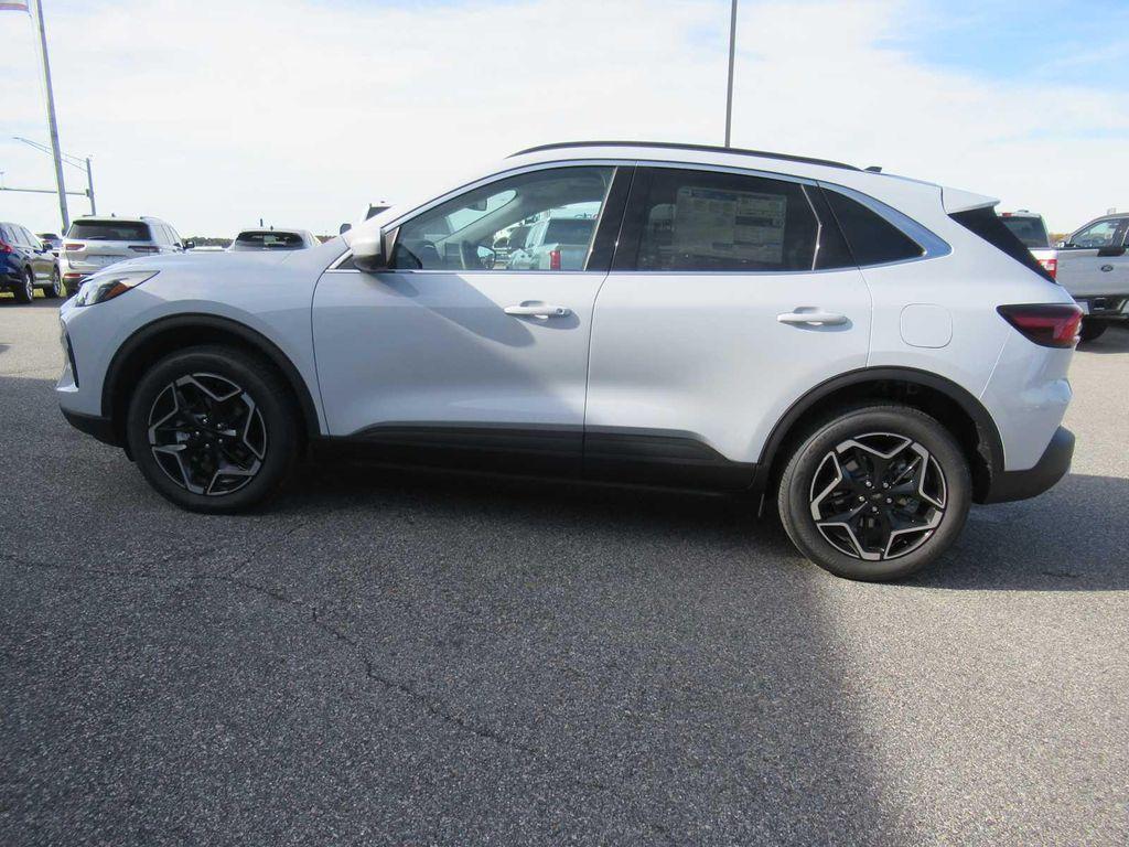new 2026 Ford Escape car, priced at $40,659
