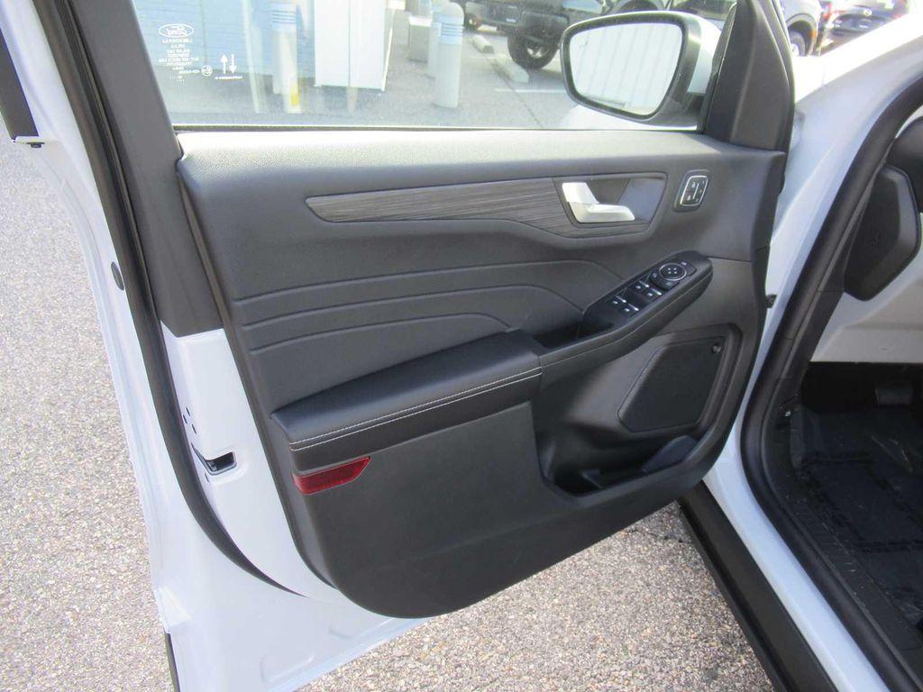 new 2026 Ford Escape car, priced at $40,659