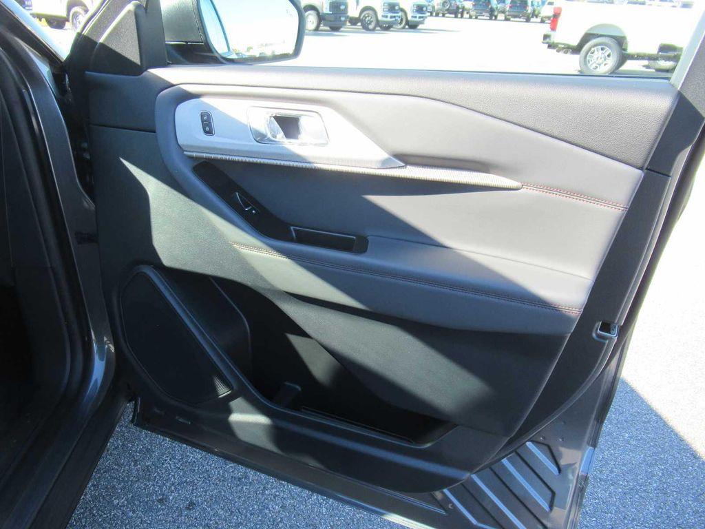 new 2026 Ford Explorer car, priced at $50,165