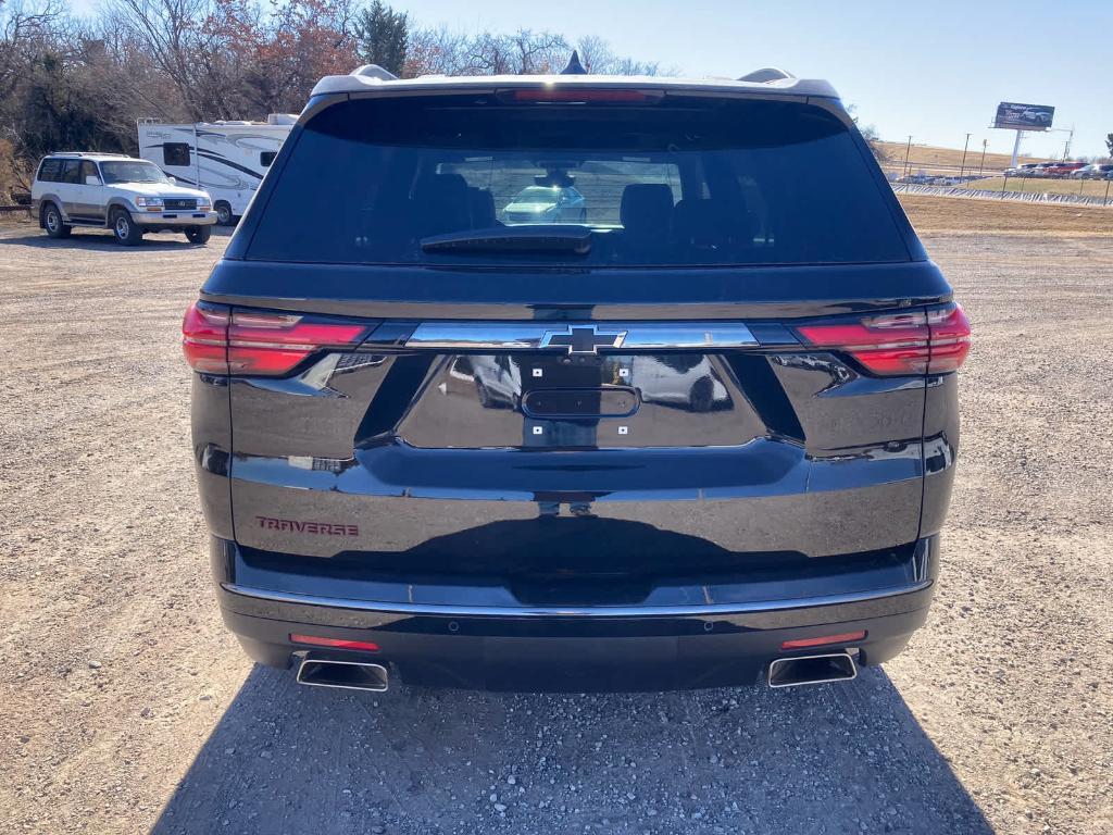 used 2023 Chevrolet Traverse car, priced at $40,299