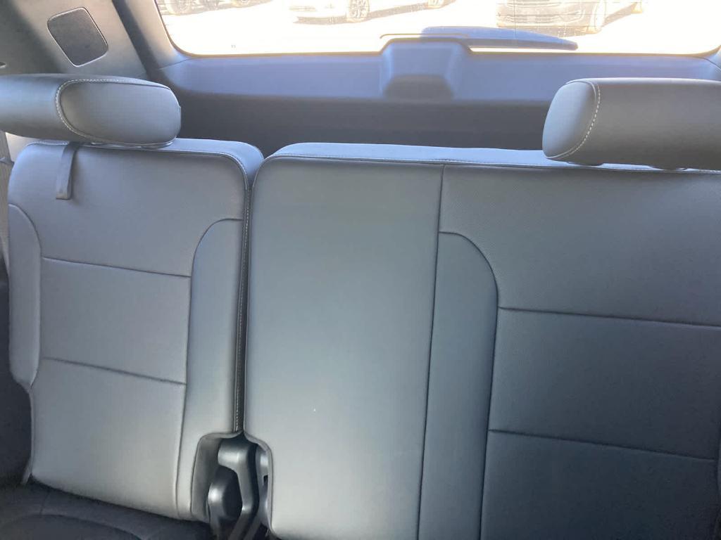 used 2023 Chevrolet Traverse car, priced at $40,299