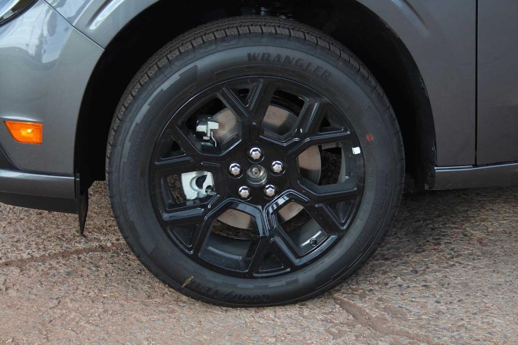 new 2026 Ford Maverick car, priced at $38,009