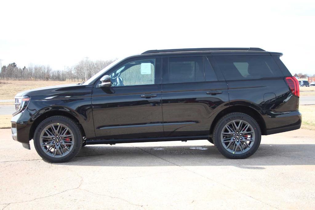 new 2025 Ford Expedition car, priced at $80,230