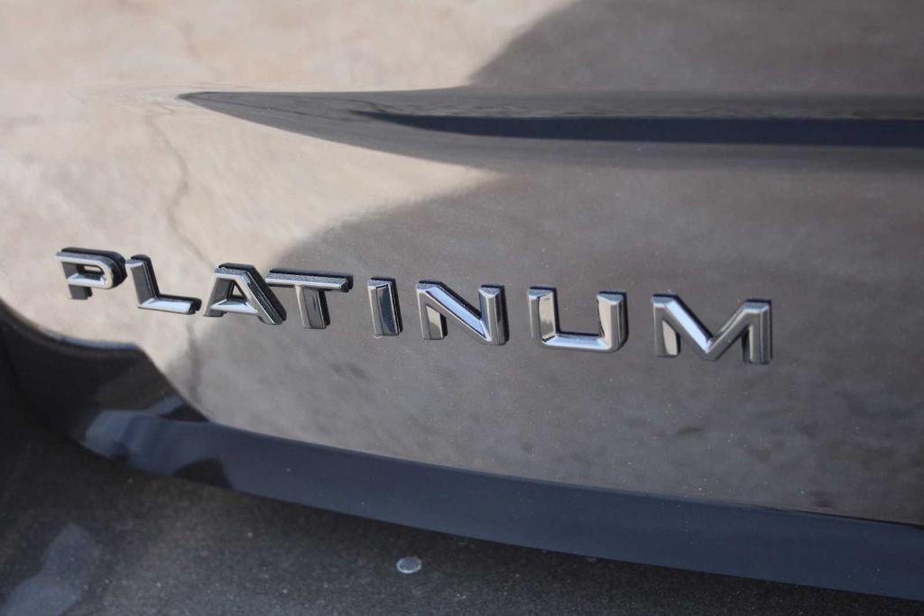 new 2025 Ford Expedition car, priced at $80,230