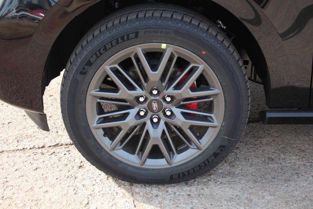 new 2025 Ford Expedition car, priced at $80,230