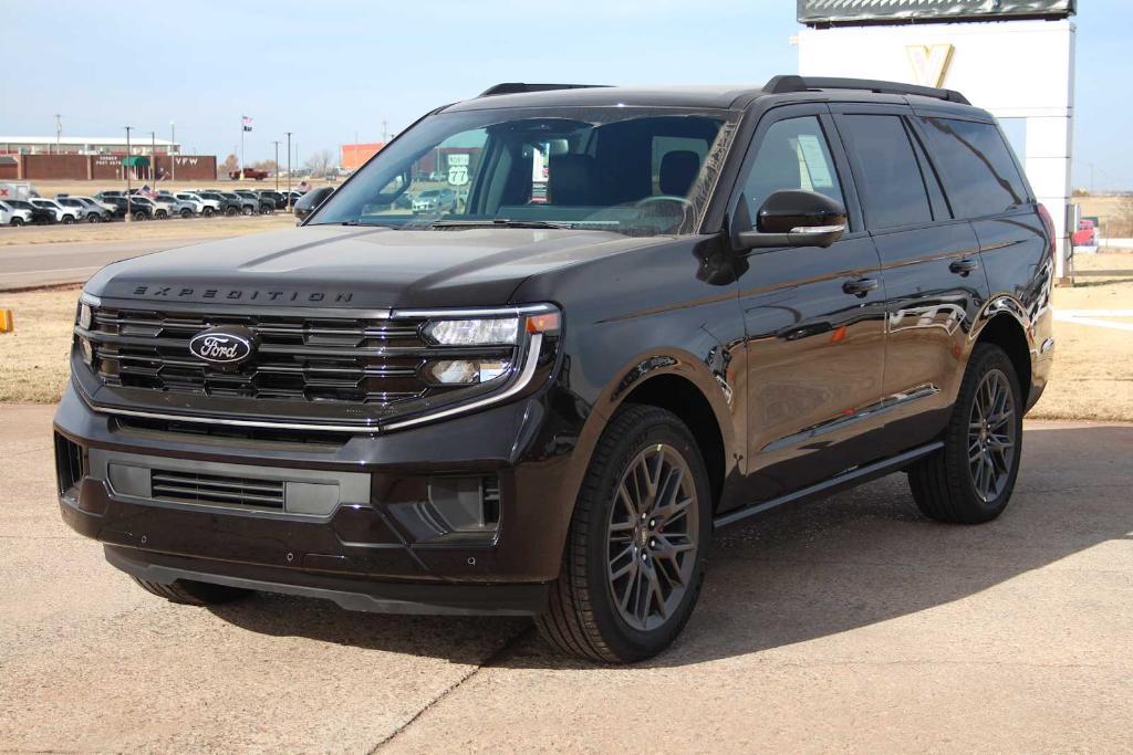new 2025 Ford Expedition car, priced at $80,230