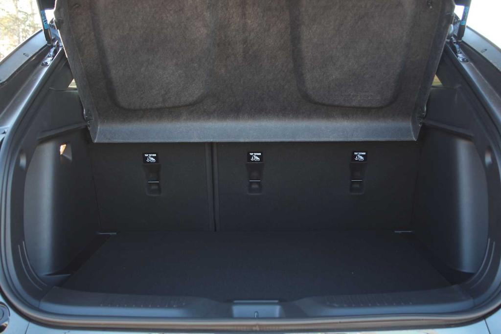 new 2026 Buick Envista car, priced at $28,140