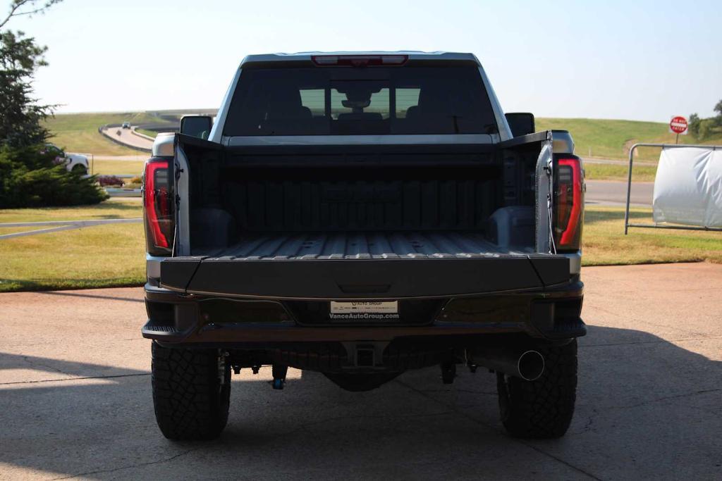 new 2026 GMC Sierra 2500 car, priced at $89,674