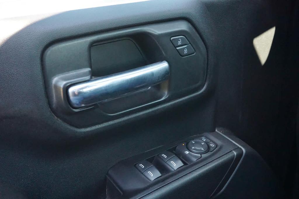 used 2022 GMC Sierra 1500 Limited car, priced at $23,498