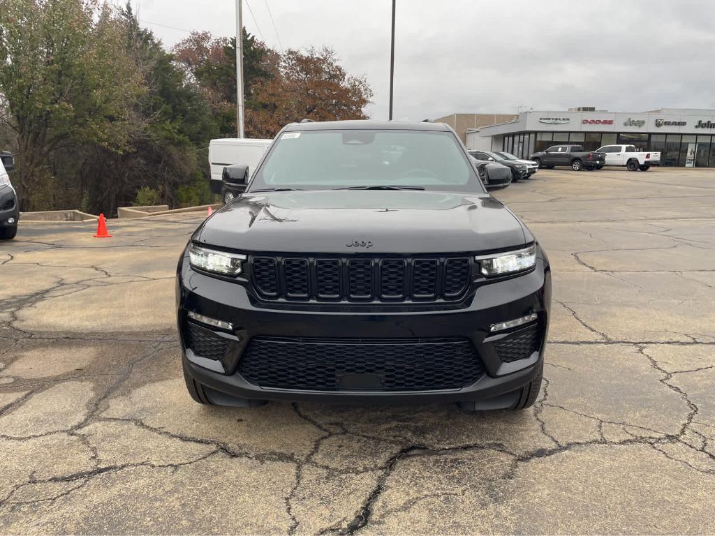 new 2025 Jeep Grand Cherokee car, priced at $43,485