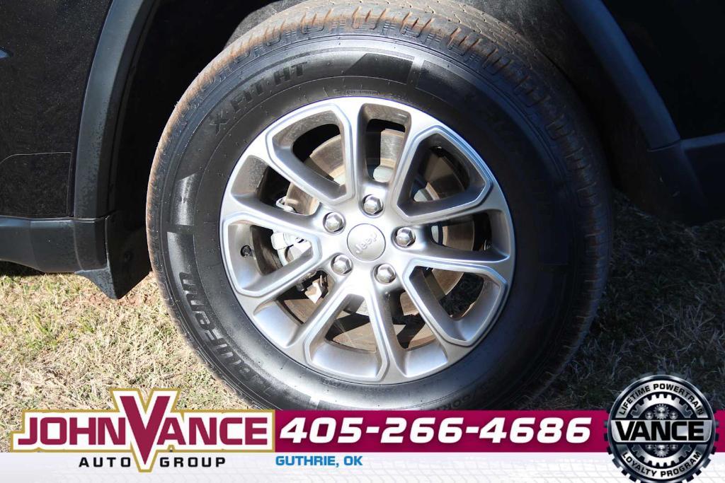 used 2015 Jeep Grand Cherokee car, priced at $18,745