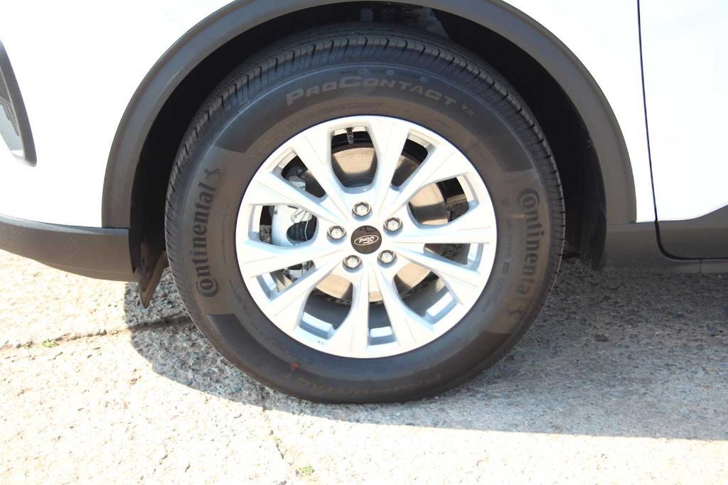 new 2026 Ford Escape car, priced at $29,280