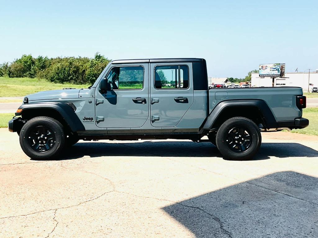 new 2025 Jeep Gladiator car, priced at $36,890