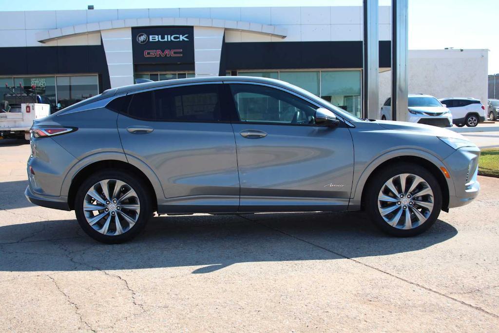 new 2026 Buick Envista car, priced at $30,629