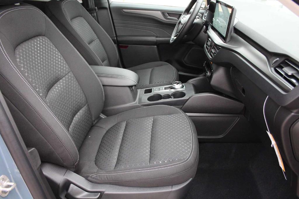 new 2026 Ford Escape car, priced at $29,670