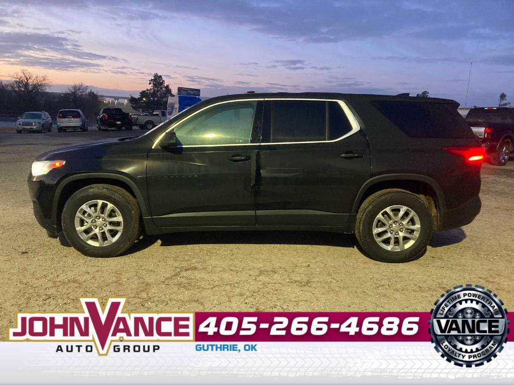 used 2021 Chevrolet Traverse car, priced at $17,000