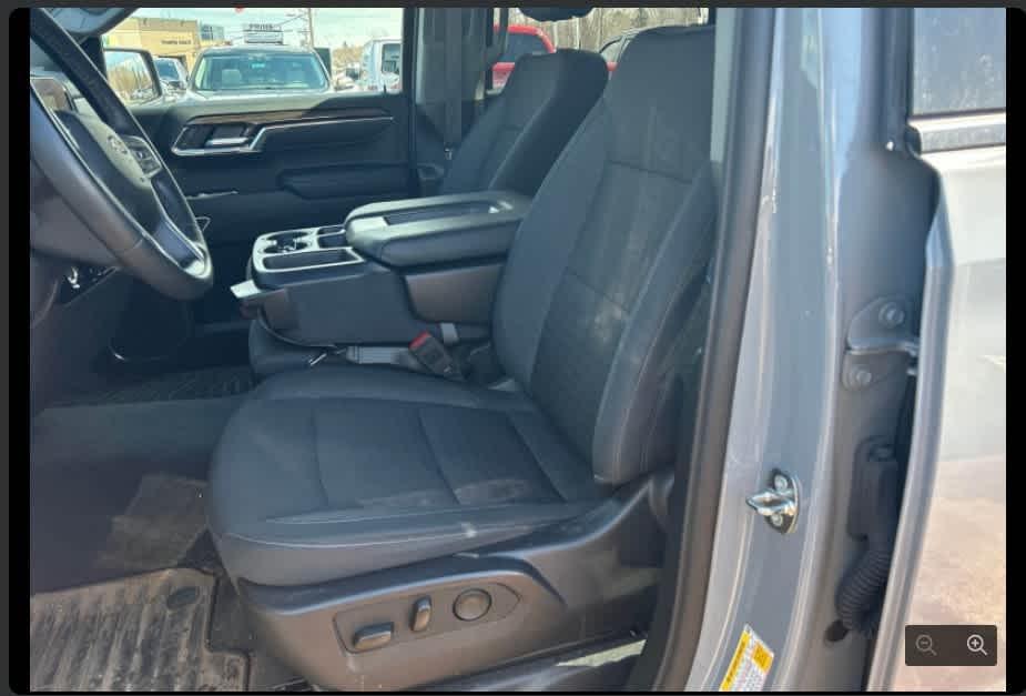 used 2024 Chevrolet Silverado 1500 car, priced at $40,499