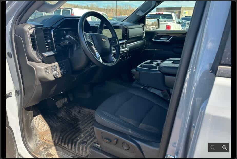 used 2024 Chevrolet Silverado 1500 car, priced at $40,499