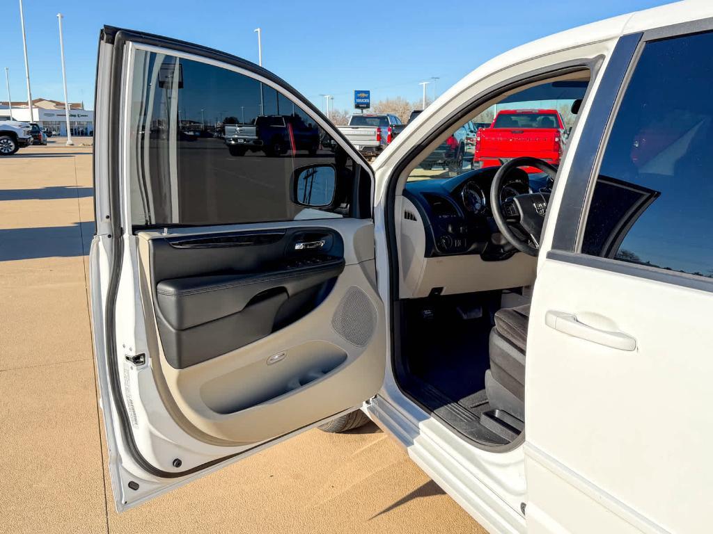 used 2016 Dodge Grand Caravan car, priced at $10,678