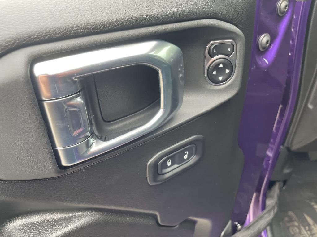 new 2026 Jeep Gladiator car, priced at $49,890