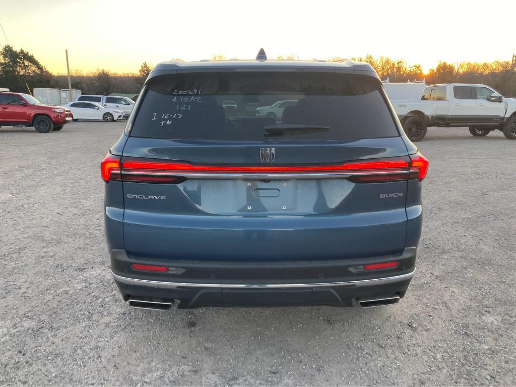 used 2025 Buick Enclave car, priced at $37,370