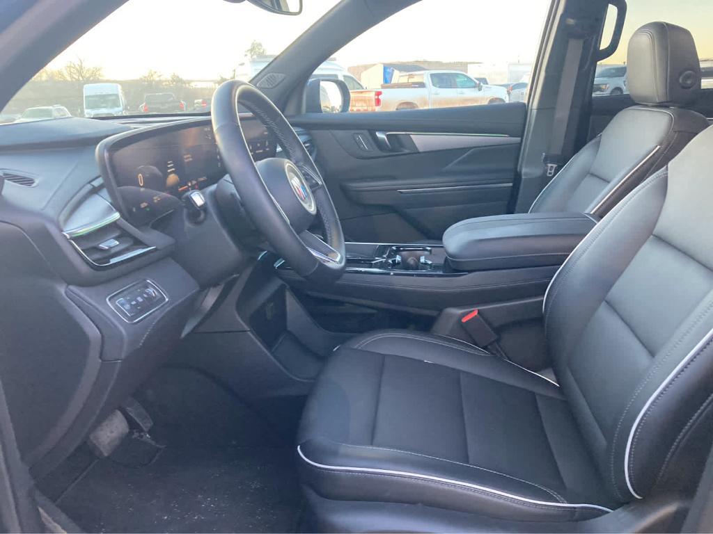 used 2025 Buick Enclave car, priced at $37,370