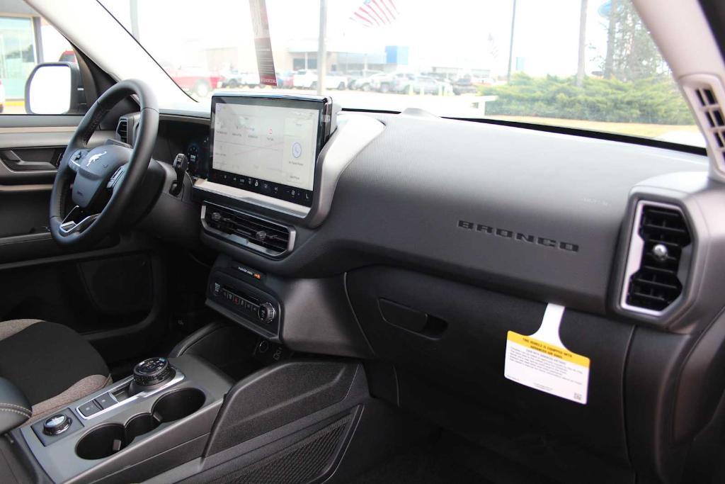 new 2025 Ford Bronco Sport car, priced at $31,580