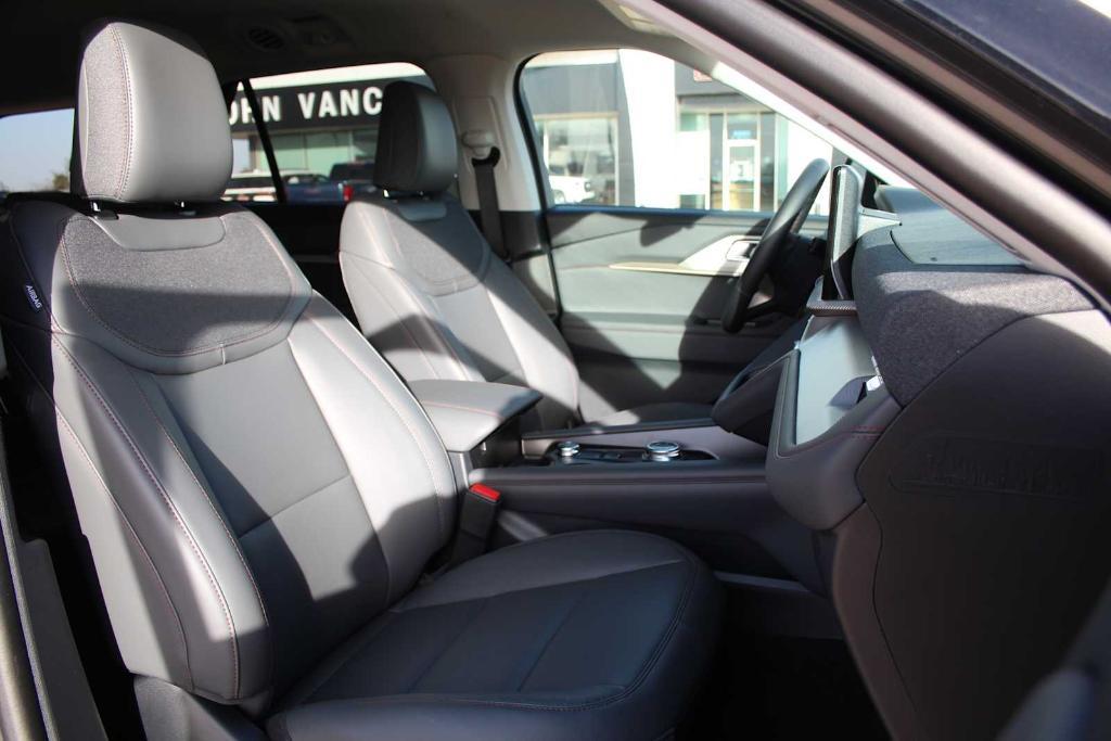 new 2026 Ford Explorer car, priced at $41,425