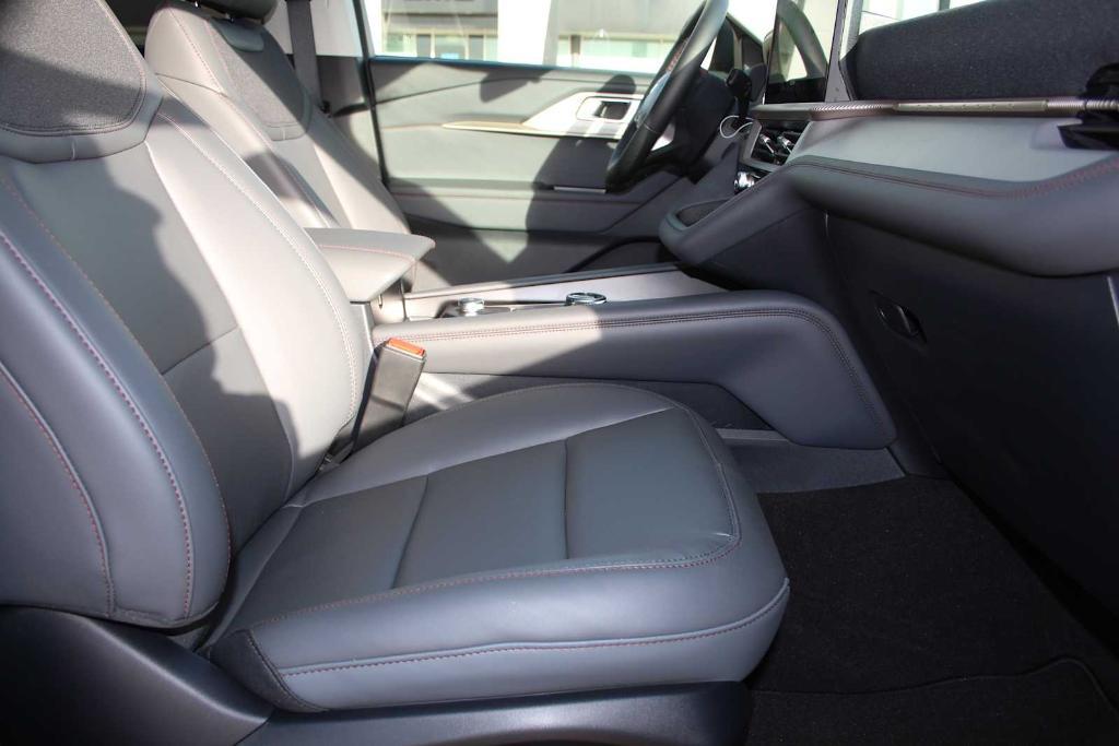 new 2026 Ford Explorer car, priced at $41,425