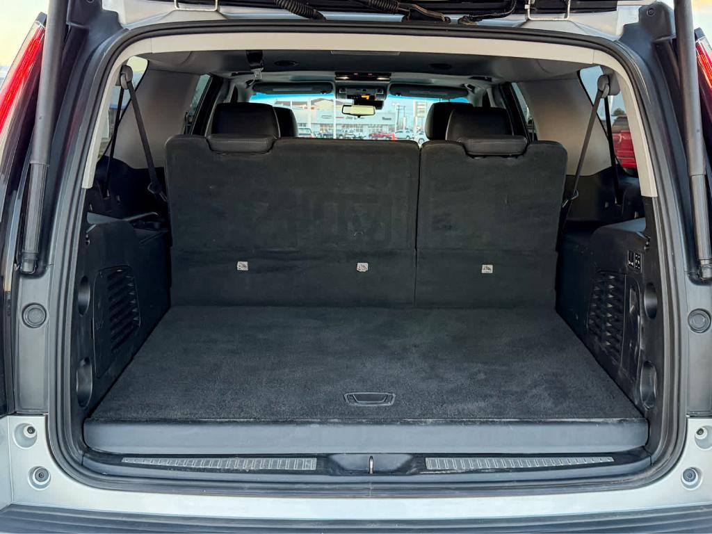 used 2019 Cadillac Escalade ESV car, priced at $31,997