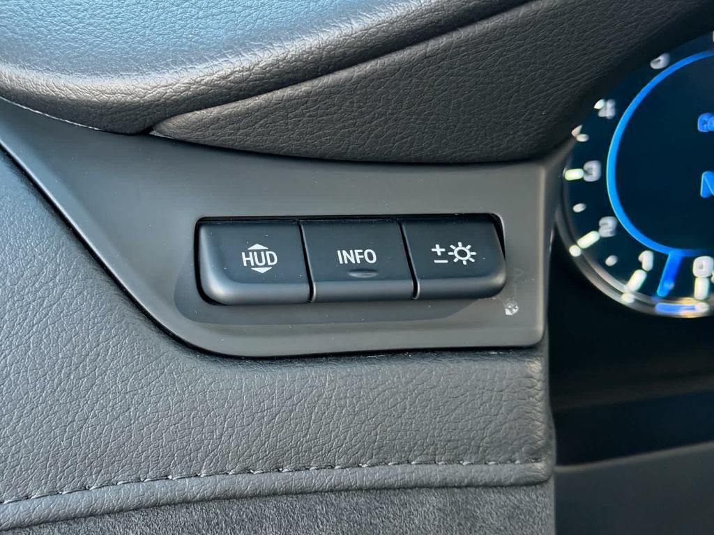 used 2019 Cadillac Escalade ESV car, priced at $31,997