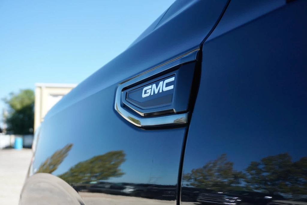 used 2023 GMC Yukon XL car, priced at $54,149