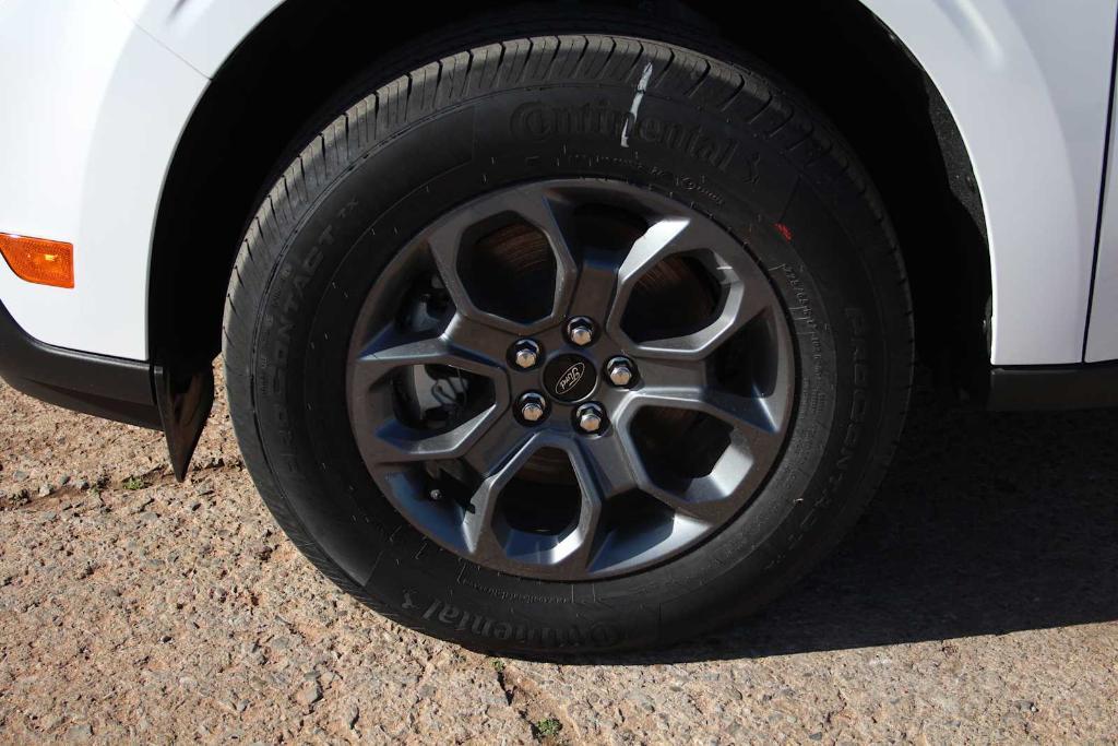 new 2025 Ford Maverick car, priced at $30,357