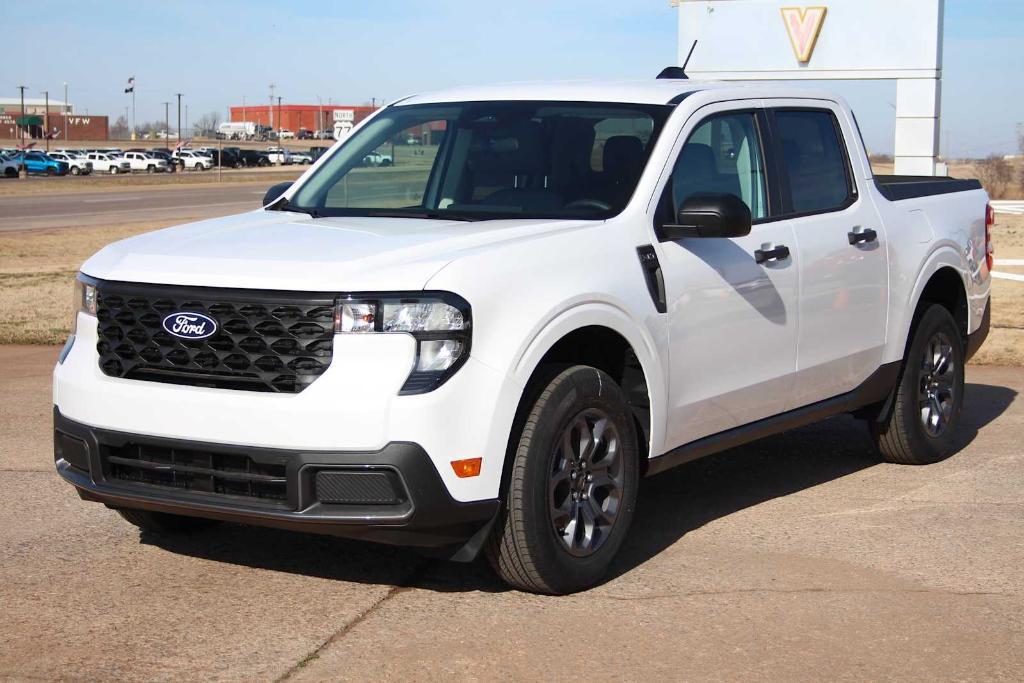 new 2025 Ford Maverick car, priced at $30,357
