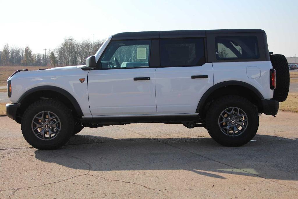 new 2025 Ford Bronco car, priced at $49,544