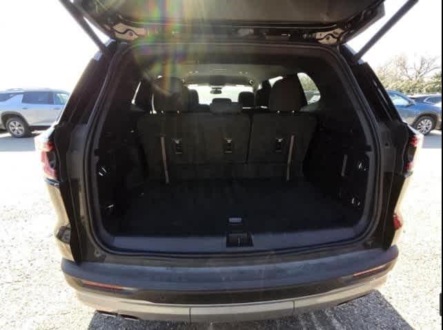 used 2025 GMC Acadia car, priced at $35,000