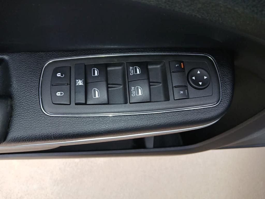 used 2022 Chrysler 300 car, priced at $22,154