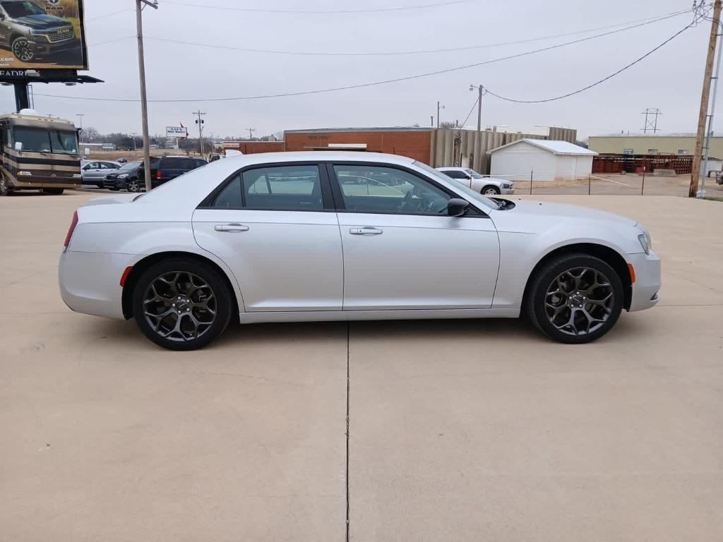 used 2022 Chrysler 300 car, priced at $22,154