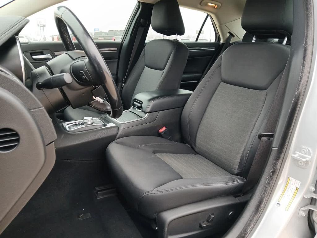 used 2022 Chrysler 300 car, priced at $22,154