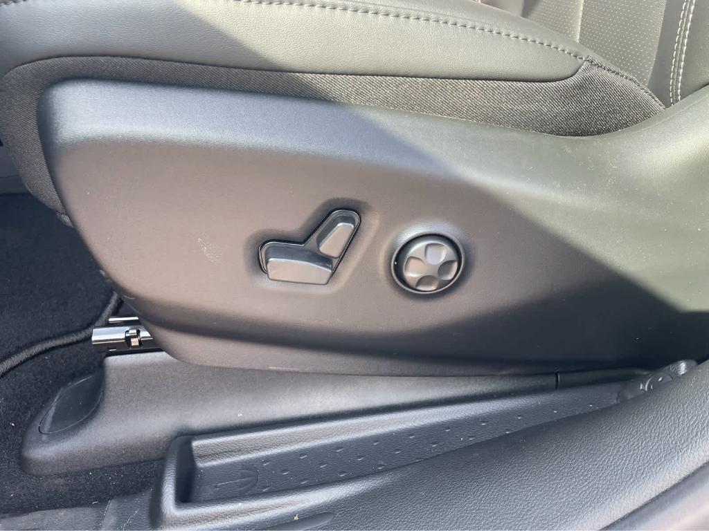 new 2026 Chrysler Pacifica car, priced at $41,410