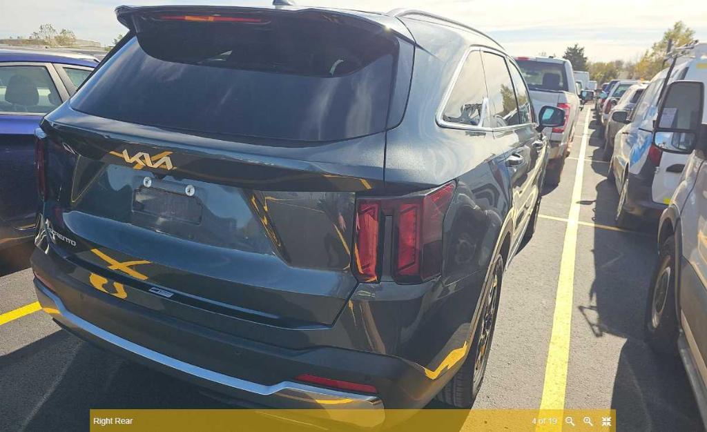 used 2024 Kia Sorento car, priced at $28,367