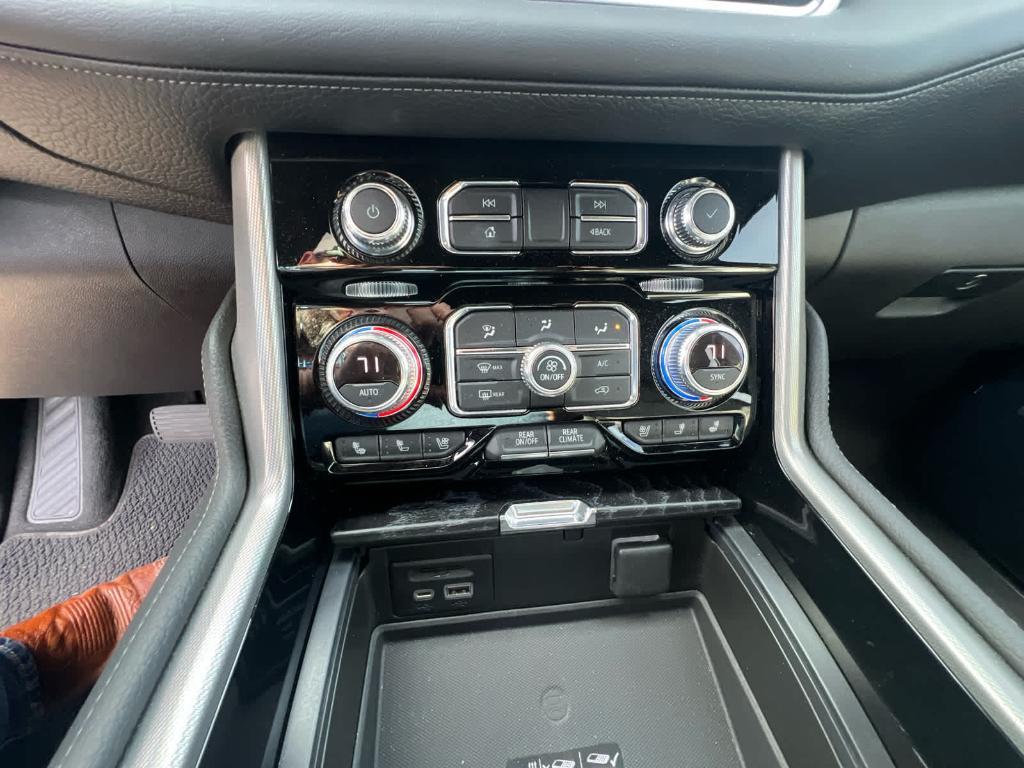 used 2021 GMC Yukon car, priced at $58,340