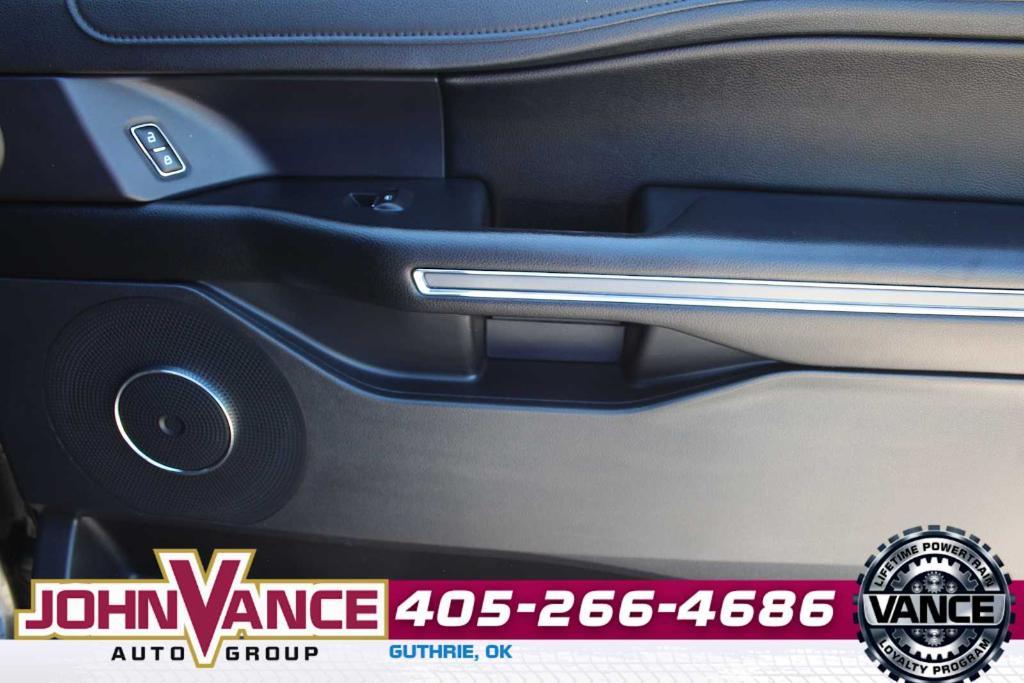 used 2019 Ford Expedition car, priced at $18,649