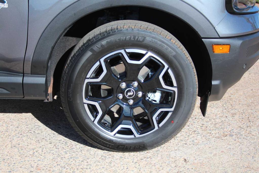 new 2025 Ford Bronco Sport car, priced at $35,860